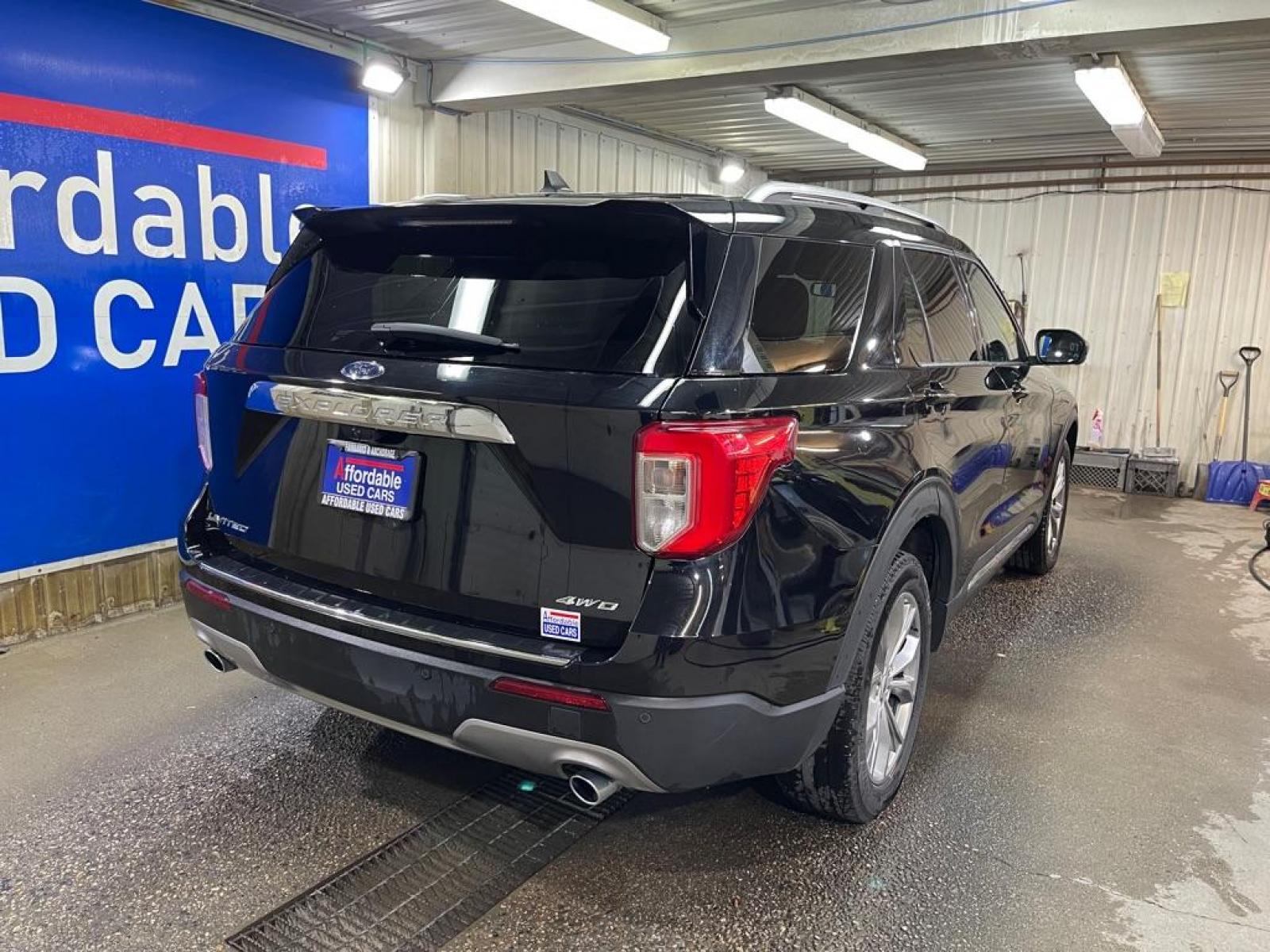 2022 BLACK FORD EXPLORER LIMITED (1FMSK8FH4NG) with an 2.3L engine, Automatic transmission, located at 2525 S. Cushman, Fairbanks, AK, 99701, (907) 452-5707, 64.824036, -147.712311 - Photo #2