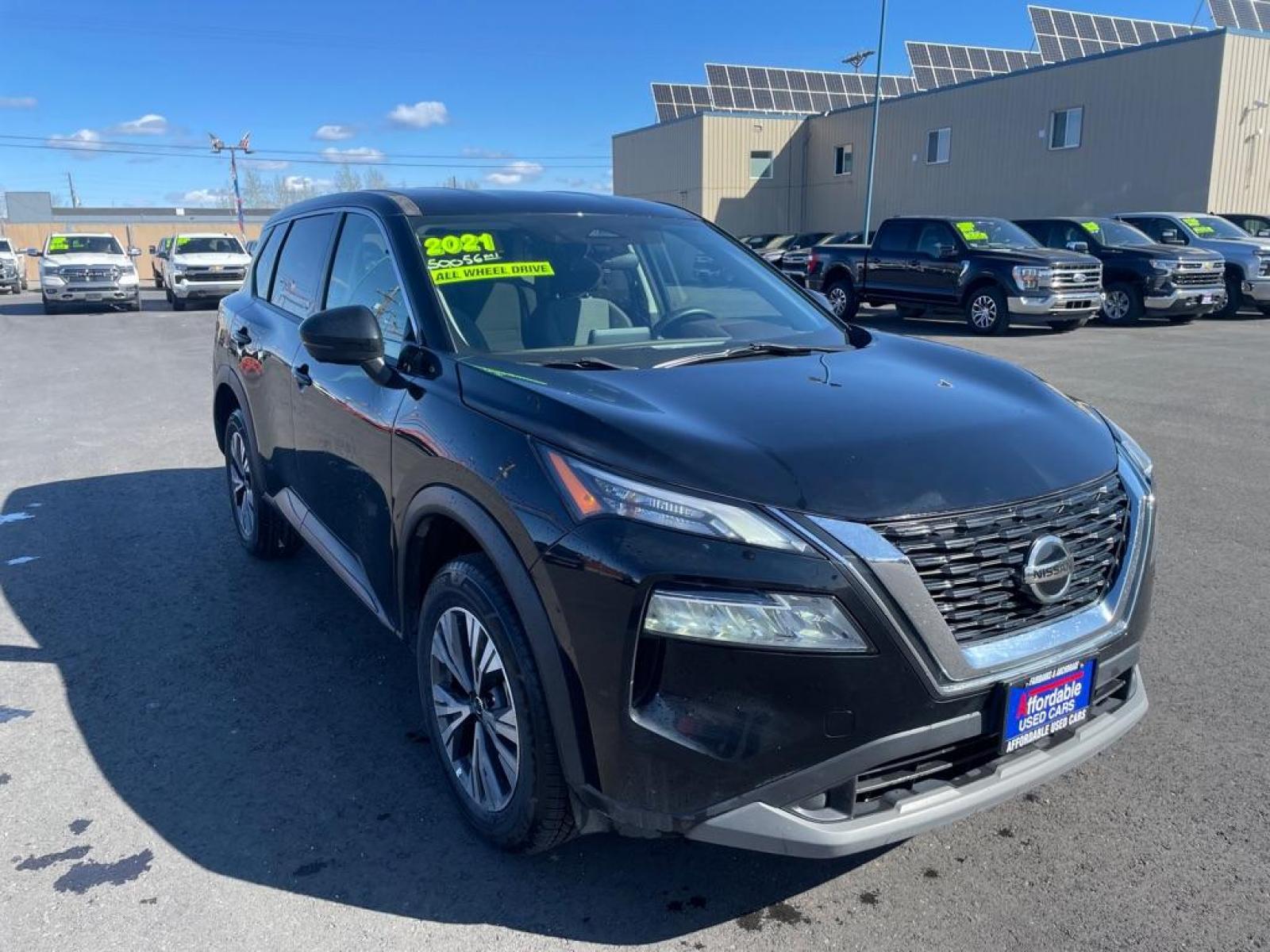 2021 BLACK NISSAN ROGUE SV (5N1AT3BBXMC) with an 2.5L engine, Continuously Variable transmission, located at 2525 S. Cushman, Fairbanks, AK, 99701, (907) 452-5707, 64.824036, -147.712311 - Photo #0