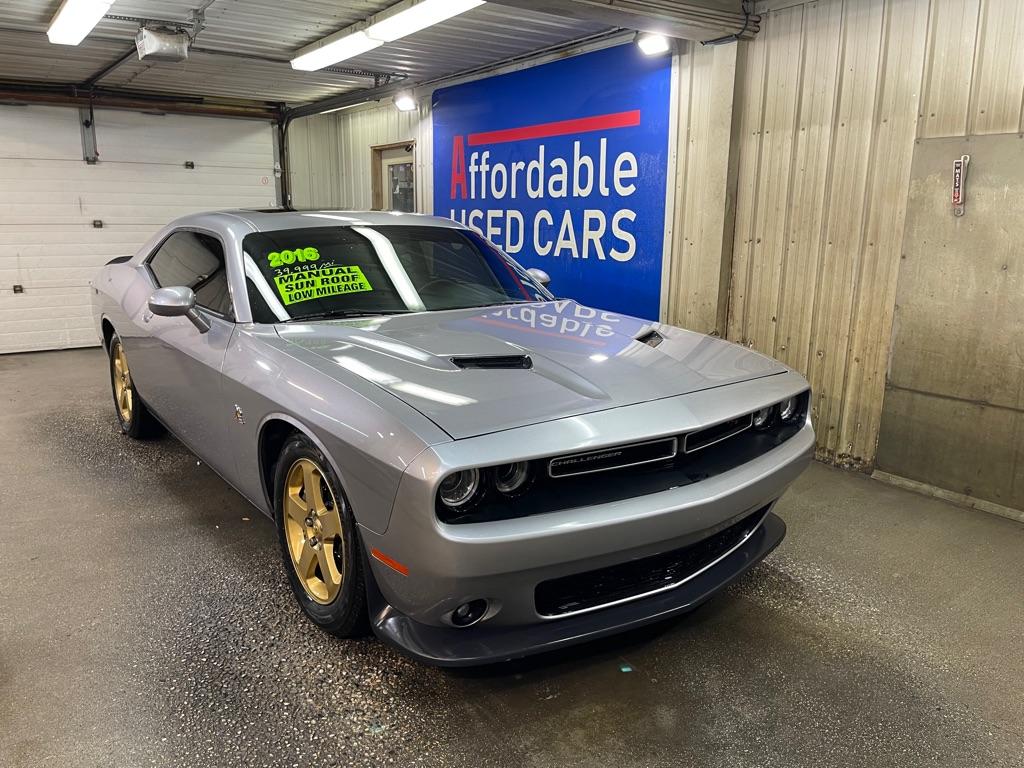 photo of 2016 Dodge Challenger COUPE 2-DR