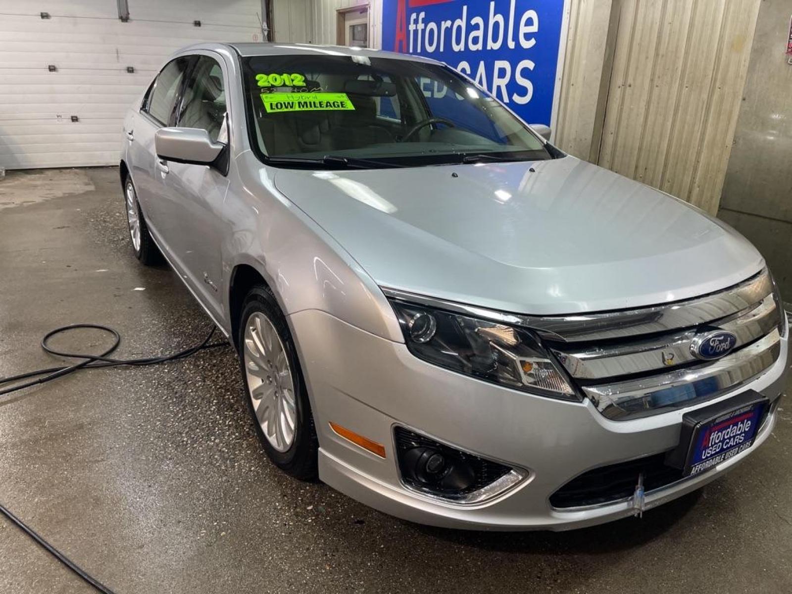 2012 GRAY FORD FUSION HYBRID (3FADP0L35CR) with an 2.5L engine, Continuously Variable transmission, located at 2525 S. Cushman, Fairbanks, AK, 99701, (907) 452-5707, 64.824799, -147.711899 - Photo #0