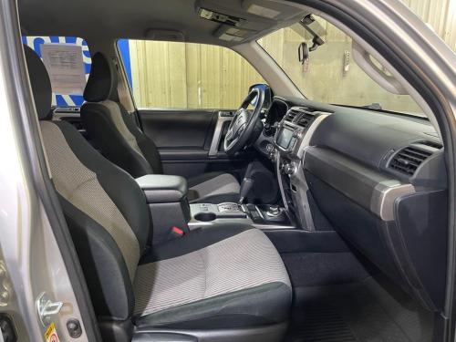 2019 TOYOTA 4RUNNER 4DR