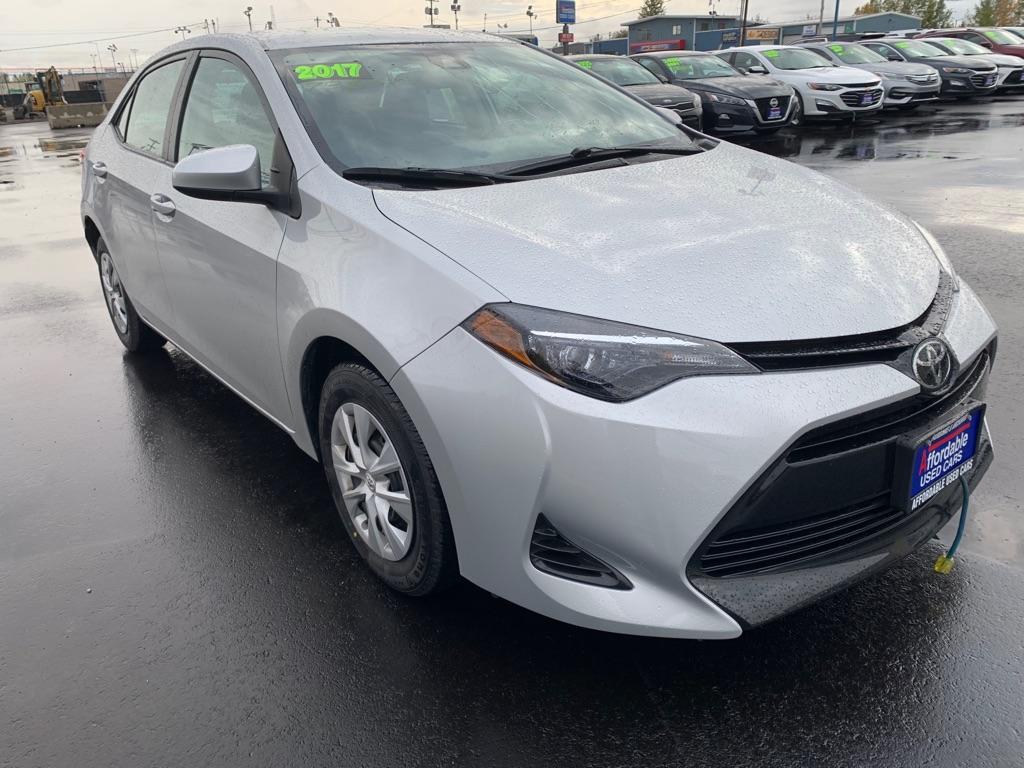 photo of 2017 TOYOTA COROLLA 4DR