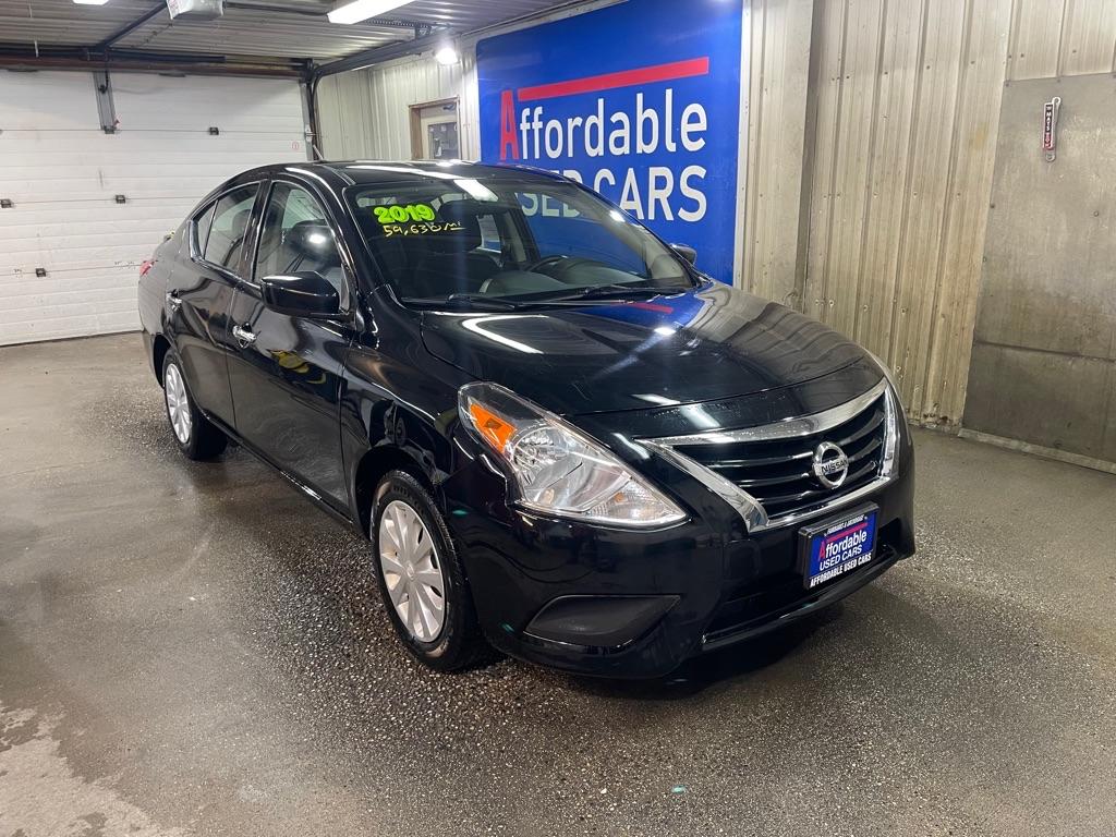 photo of 2019 NISSAN VERSA 4DR