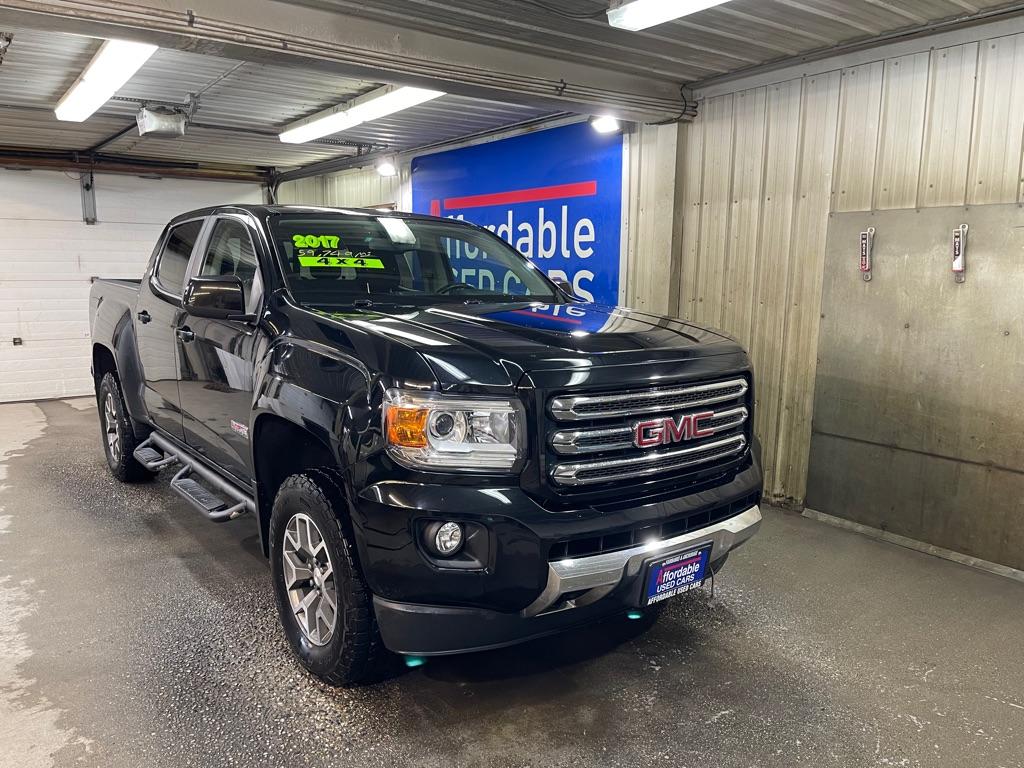 photo of 2017 GMC CANYON 4DR