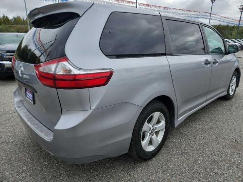 2018 TOYOTA SIENNA 4DR