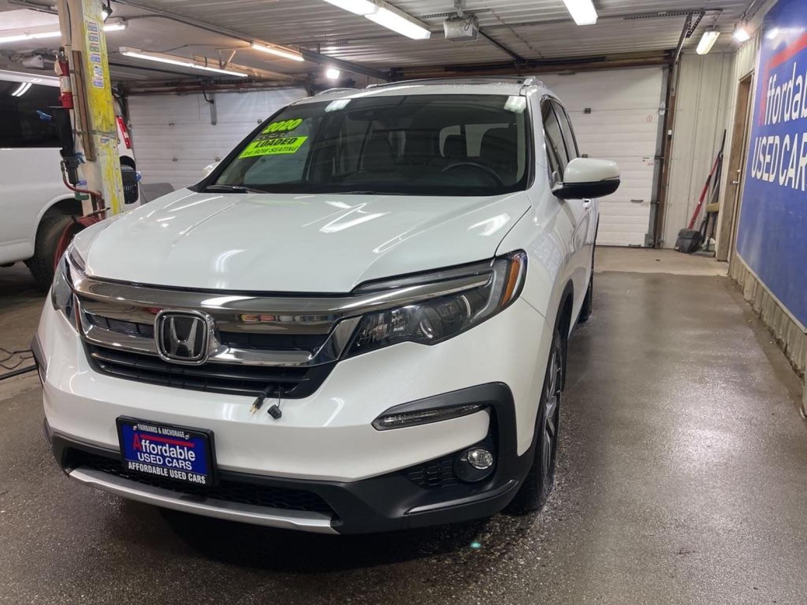2020 WHITE HONDA PILOT EXL (5FNYF5H52LB) with an 3.5L engine, Automatic transmission, located at 2525 S. Cushman, Fairbanks, AK, 99701, (907) 452-5707, 64.824799, -147.711899 - Photo #1