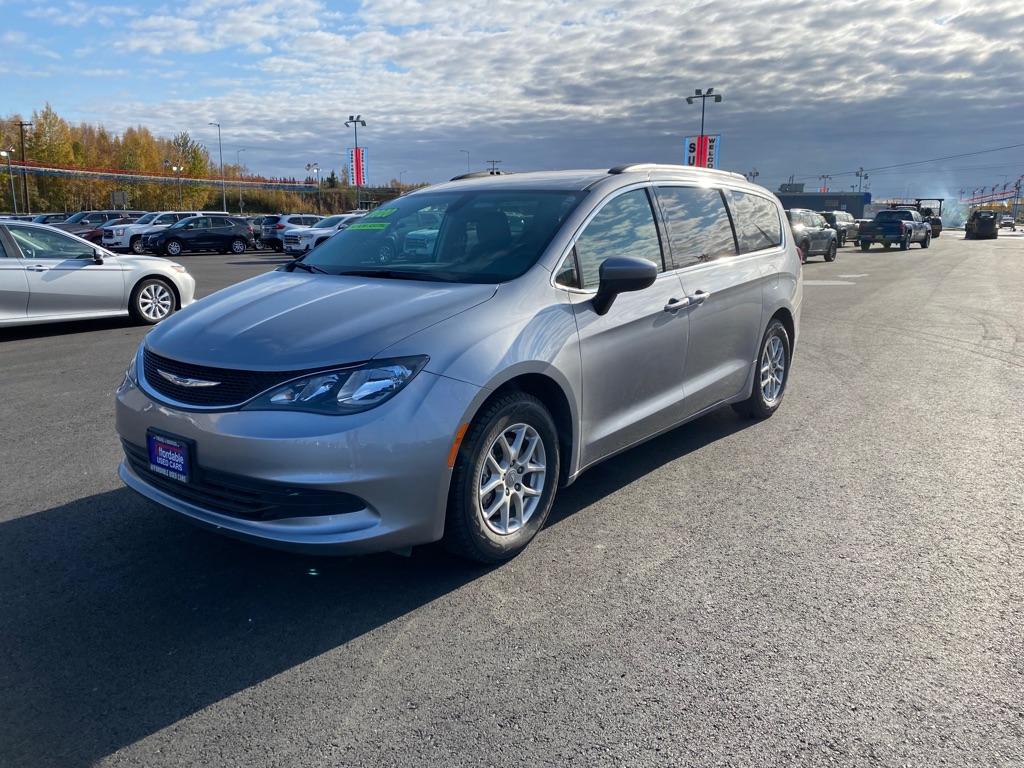 photo of 2020 CHRYSLER VOYAGER 4DR