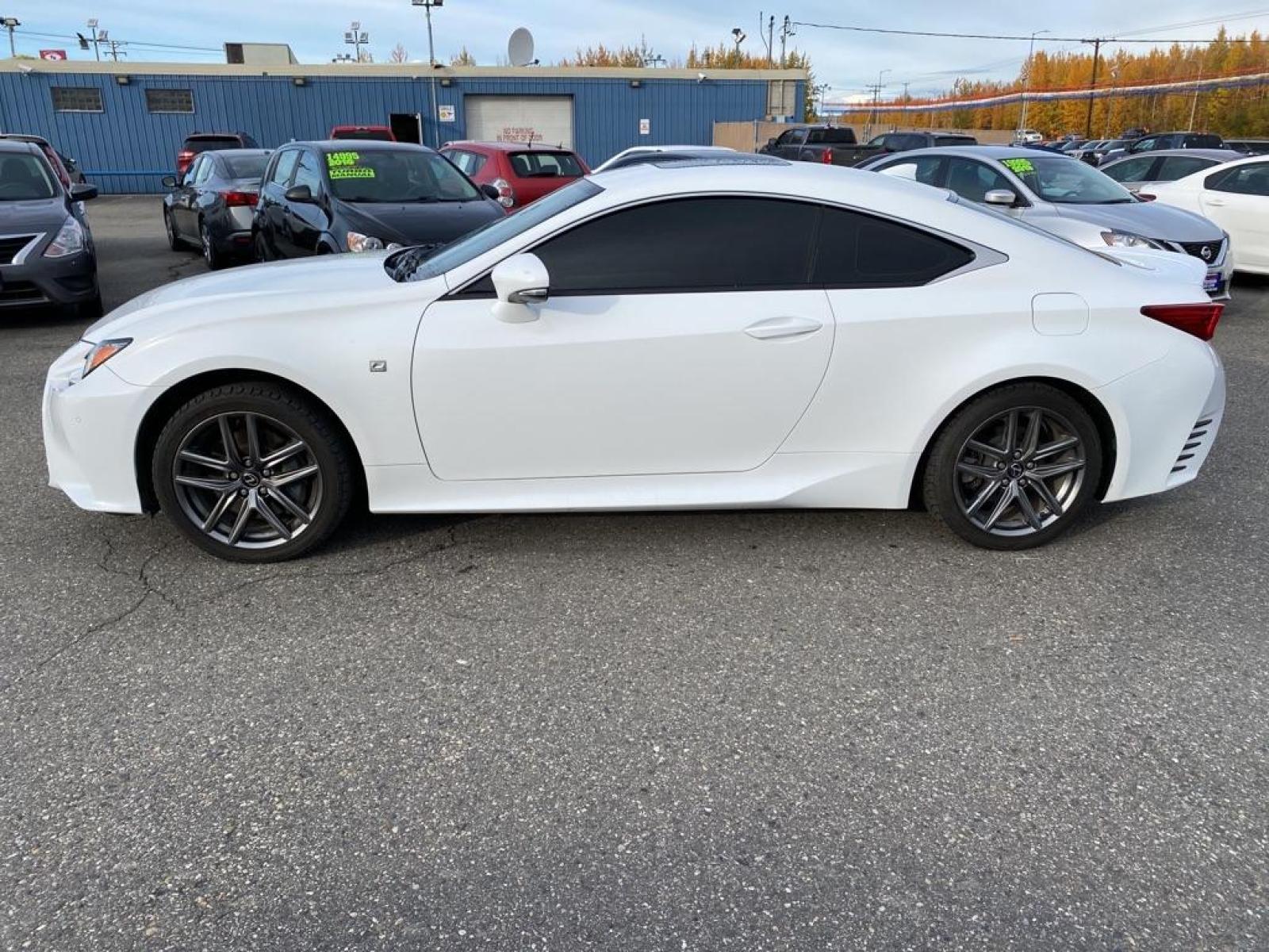 2016 WHITE LEXUS RC 350 (JTHSE5BC9G5) with an 3.5L engine, Automatic transmission, located at 2525 S. Cushman, Fairbanks, AK, 99701, (907) 452-5707, 64.824799, -147.711899 - Photo #3