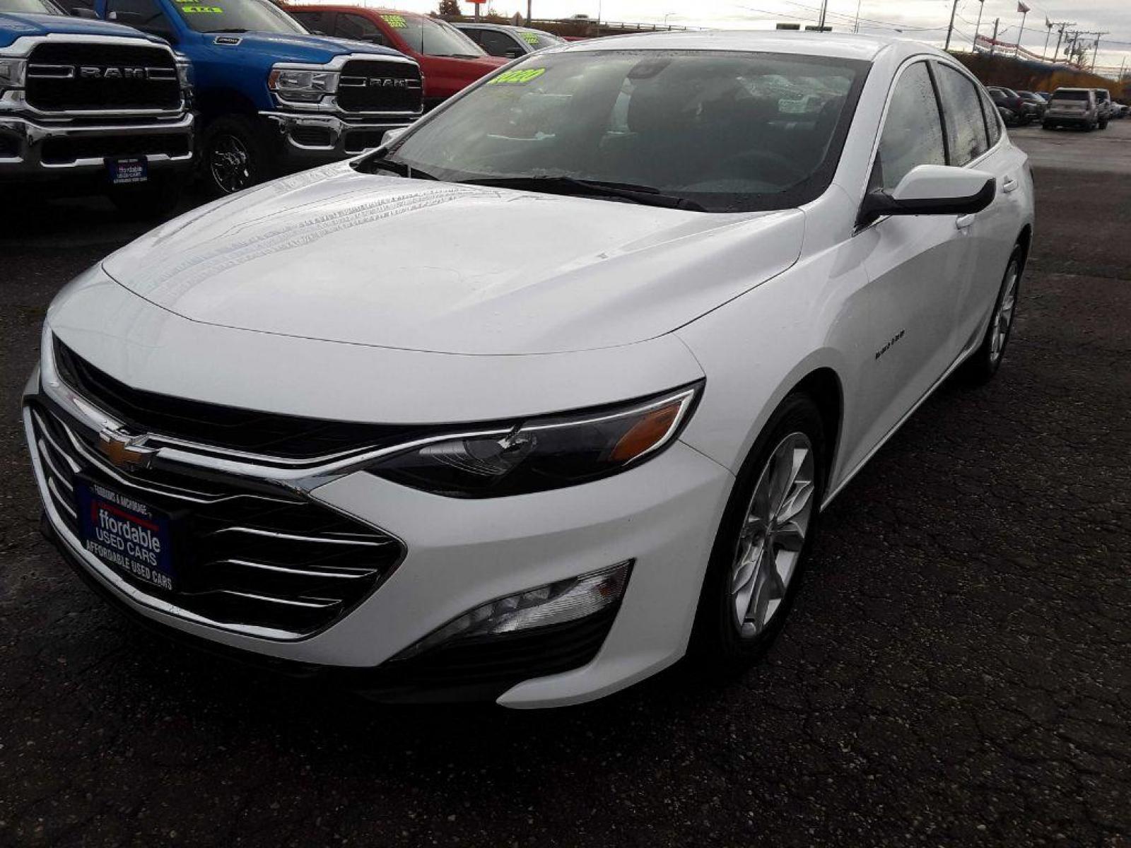 2020 WHITE CHEVROLET MALIBU LT (1G1ZD5ST8LF) with an 1.5L engine, Continuously Variable transmission, located at 2525 S. Cushman, Fairbanks, AK, 99701, (907) 452-5707, 64.824799, -147.711899 - Photo #2