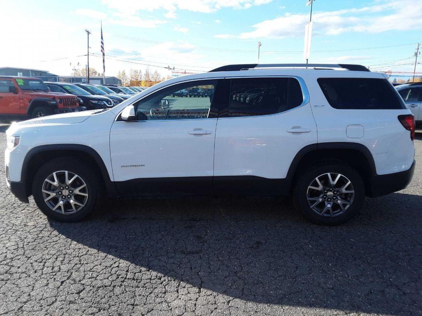 2020 WHITE GMC ACADIA SLT (1GKKNUL42LZ) with an 2.0L engine, Automatic transmission, located at 2525 S. Cushman, Fairbanks, AK, 99701, (907) 452-5707, 64.824799, -147.711899 - Photo #3