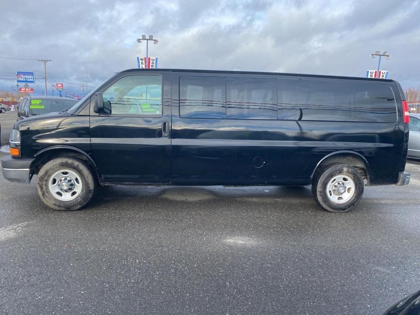 2013 BLACK CHEVROLET EXPRESS G3500 LT (1GAZG1FA5D1) with an 4.8L engine, Automatic transmission, located at 2525 S. Cushman, Fairbanks, AK, 99701, (907) 452-5707, 64.824799, -147.711899 - Photo #3