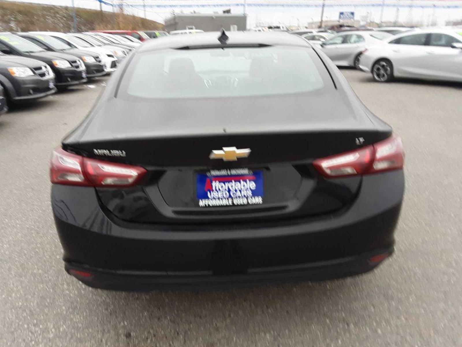 2020 BLACK CHEVROLET MALIBU LT (1G1ZD5ST4LF) with an 1.5L engine, Continuously Variable transmission, located at 2525 S. Cushman, Fairbanks, AK, 99701, (907) 452-5707, 64.824799, -147.711899 - Photo #8