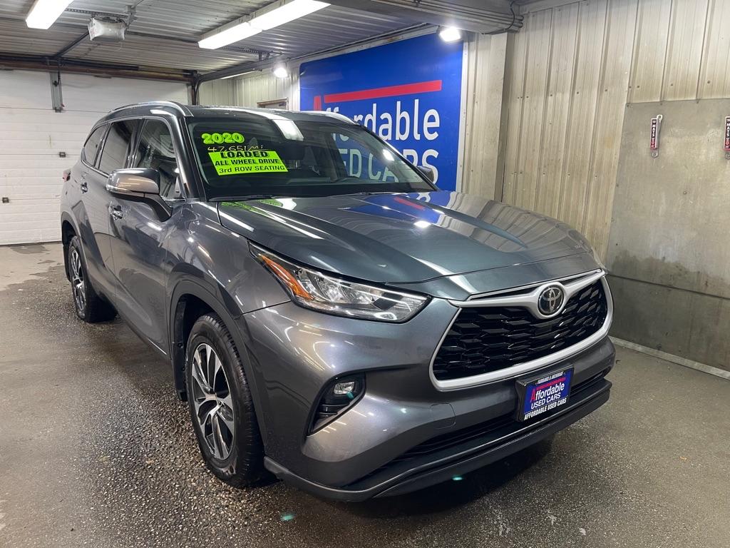 photo of 2020 TOYOTA HIGHLANDER 4DR