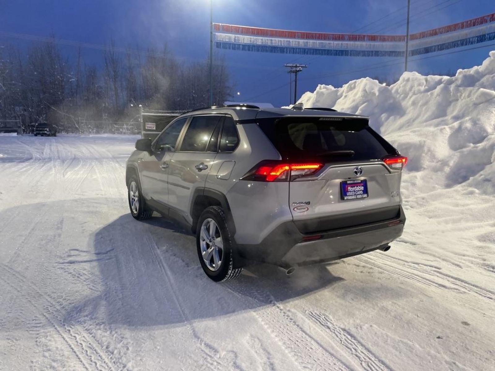 2021 SILVER TOYOTA RAV4 LIMITED (4T3D6RFV3MU) with an 2.5L engine, Continuously Variable transmission, located at 2525 S. Cushman, Fairbanks, AK, 99701, (907) 452-5707, 64.824799, -147.711899 - Photo #3