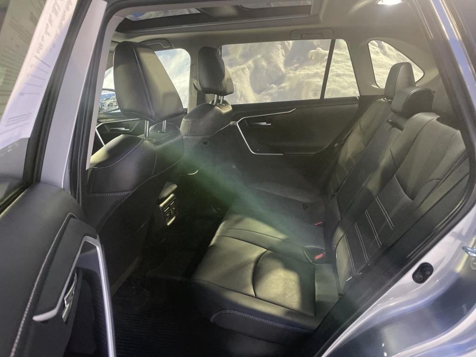2021 SILVER TOYOTA RAV4 LIMITED (4T3D6RFV3MU) with an 2.5L engine, Continuously Variable transmission, located at 2525 S. Cushman, Fairbanks, AK, 99701, (907) 452-5707, 64.824799, -147.711899 - Photo #4