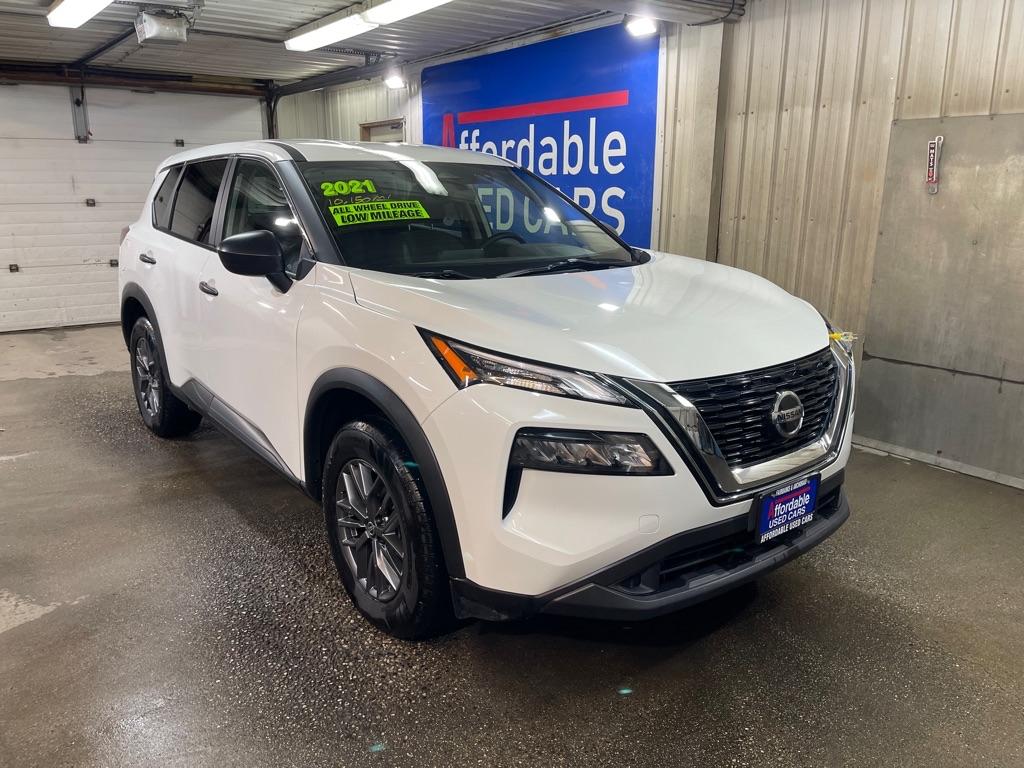 photo of 2021 NISSAN ROGUE 4DR