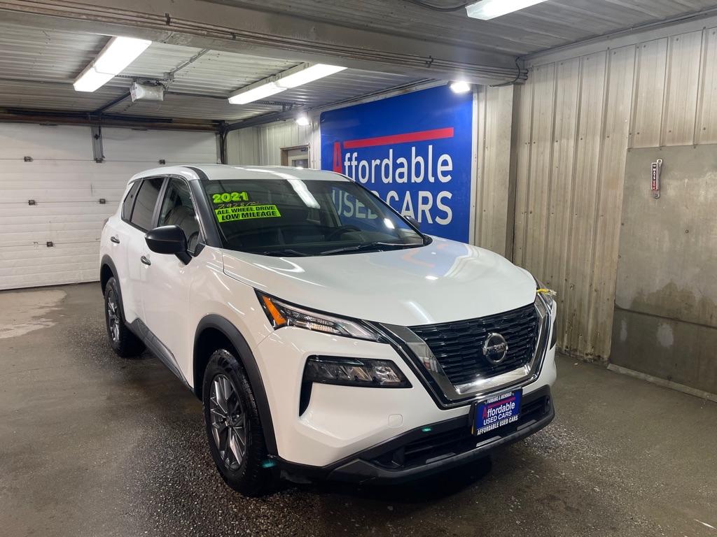 photo of 2021 NISSAN ROGUE 4DR