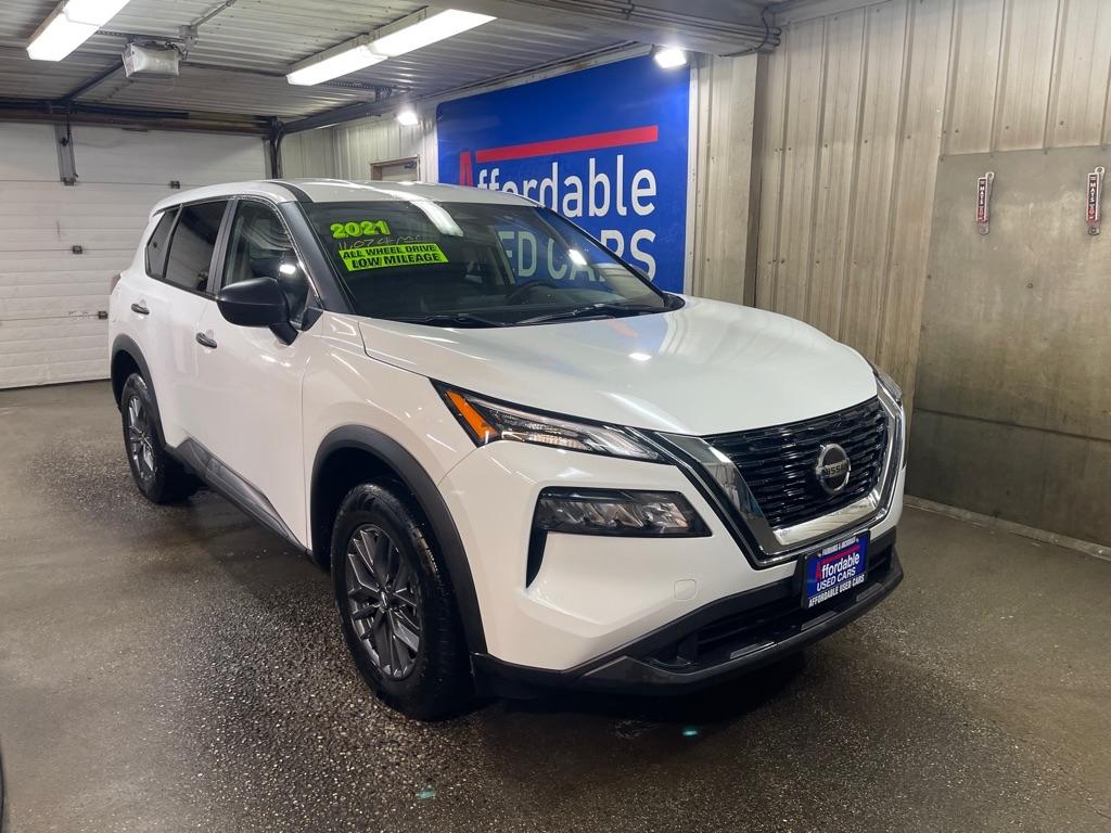 photo of 2021 NISSAN ROGUE 4DR