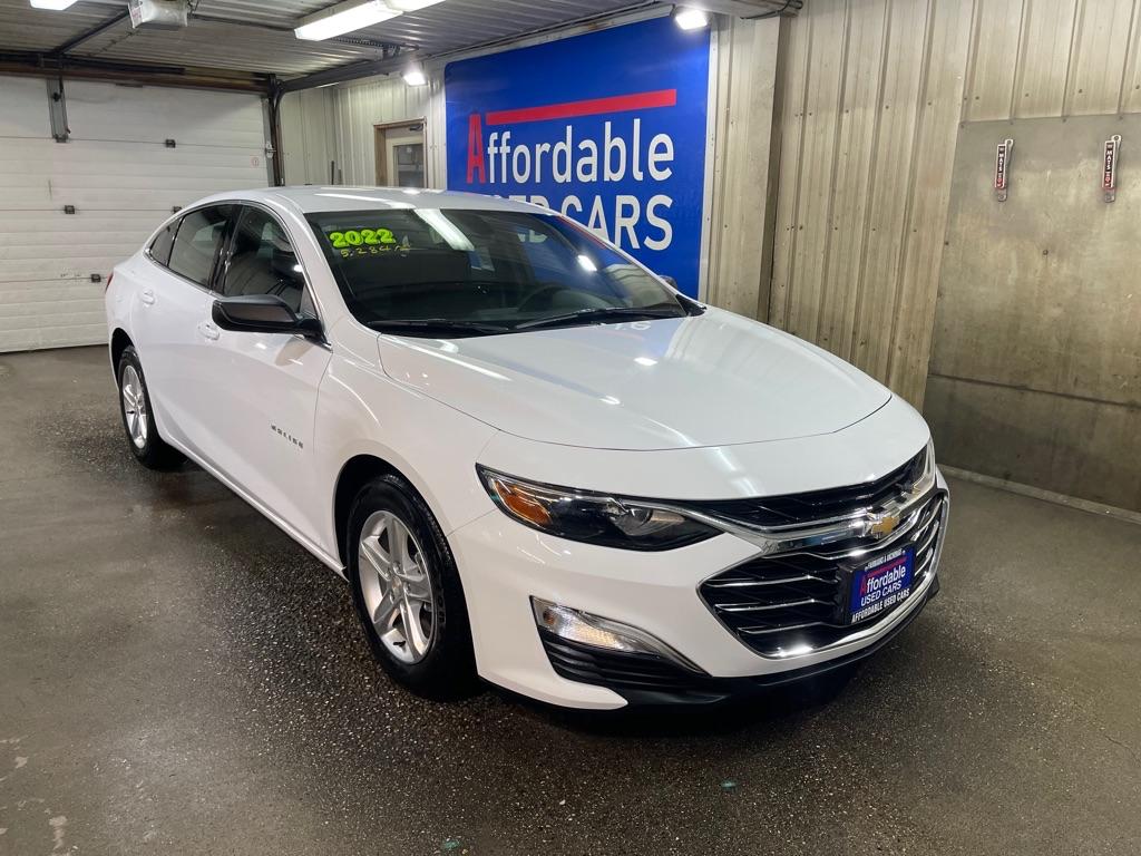 photo of 2022 CHEVROLET MALIBU 4DR