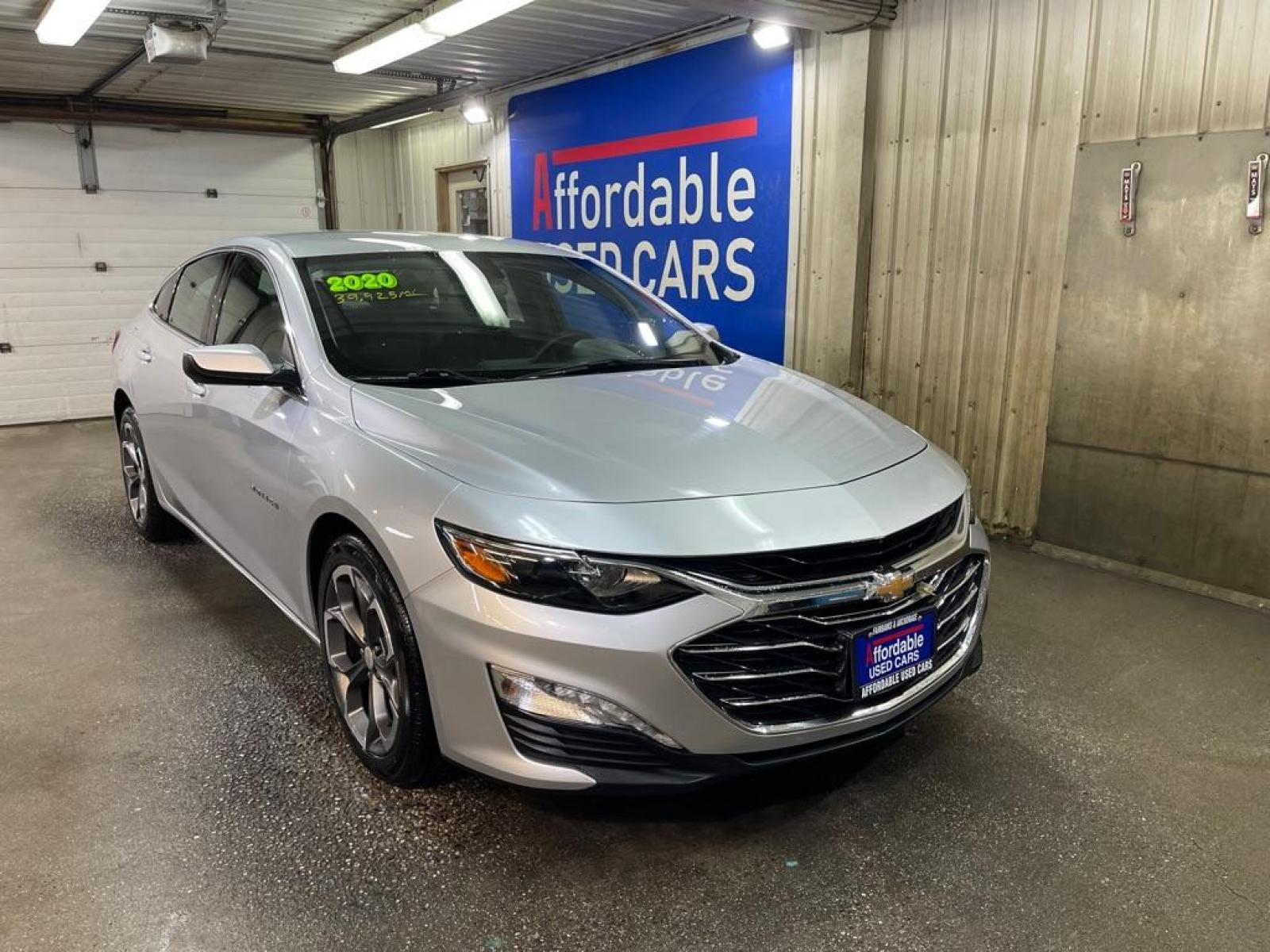 2020 SILVER CHEVROLET MALIBU LT (1G1ZD5ST1LF) with an 1.5L engine, Continuously Variable transmission, located at 2525 S. Cushman, Fairbanks, AK, 99701, (907) 452-5707, 64.824799, -147.711899 - Photo #0