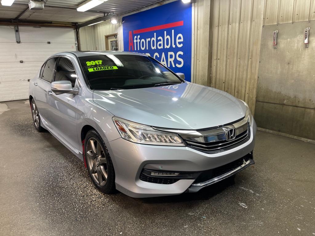 photo of 2017 HONDA ACCORD 4DR