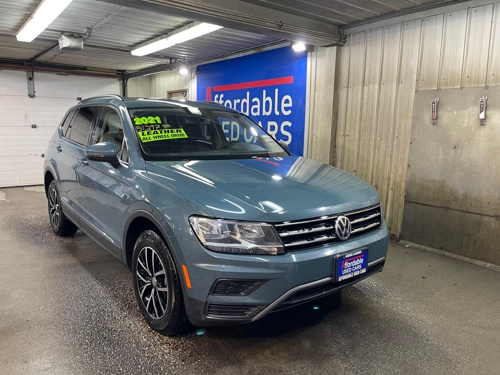 photo of 2021 VOLKSWAGEN TIGUAN 4DR