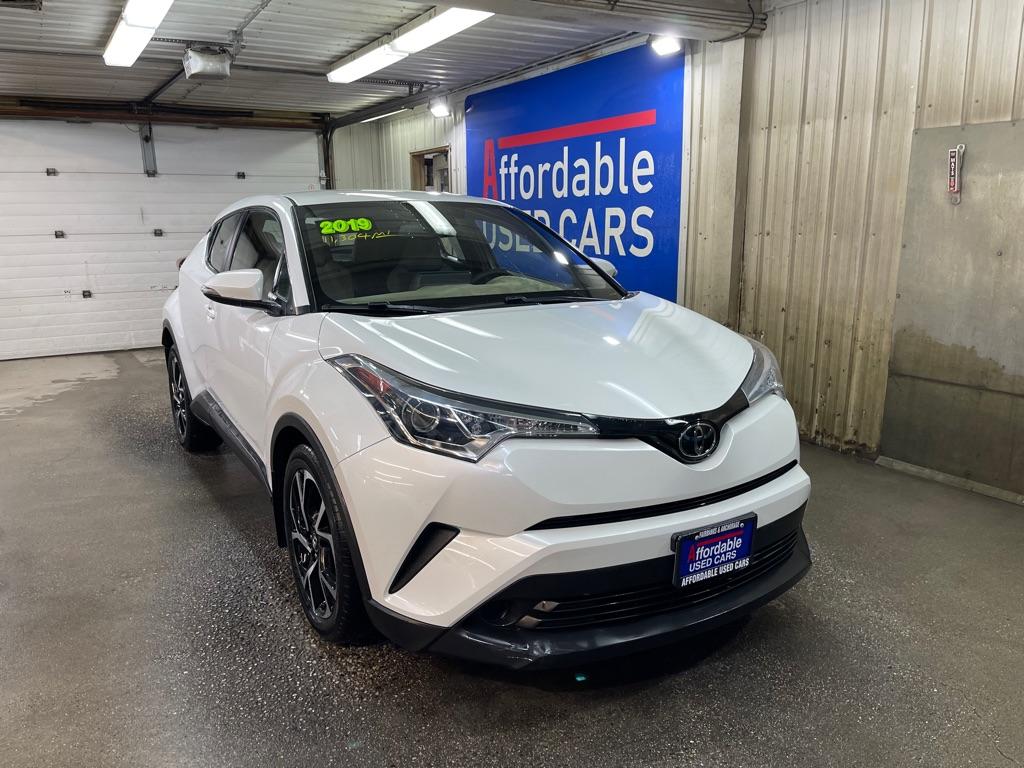 photo of 2019 TOYOTA C-HR 4DR