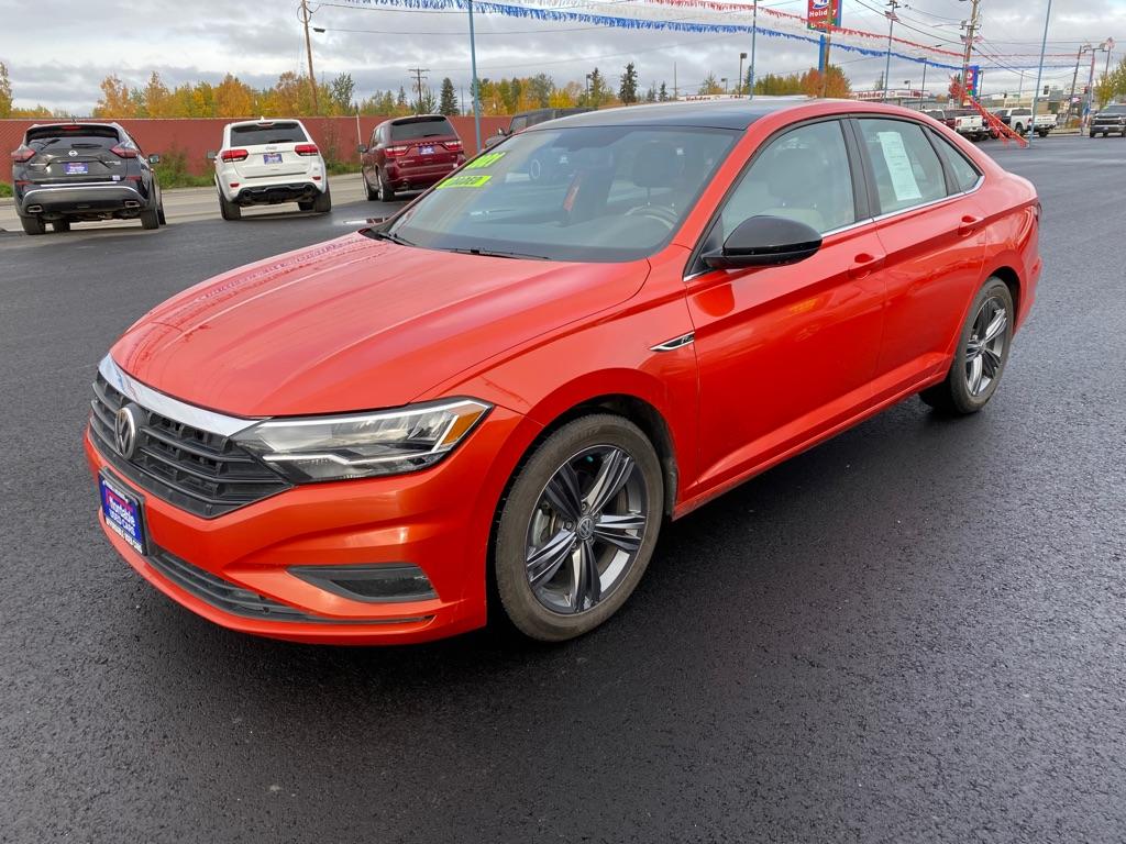 photo of 2021 VOLKSWAGEN JETTA 4DR