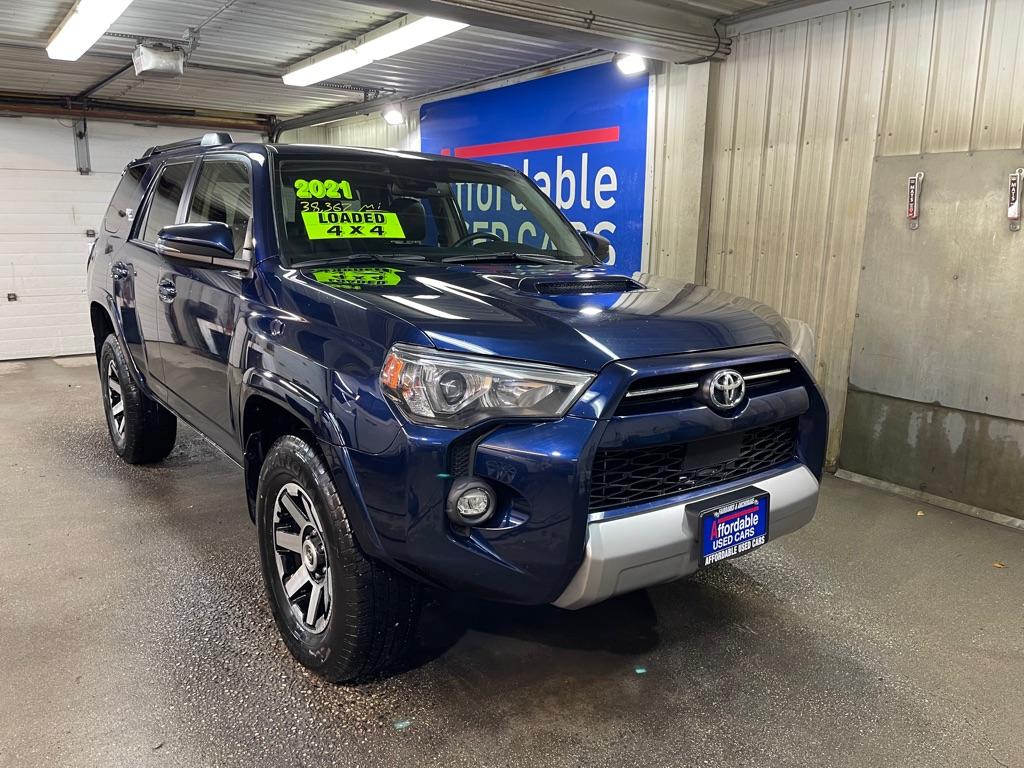photo of 2021 TOYOTA 4RUNNER 4DR
