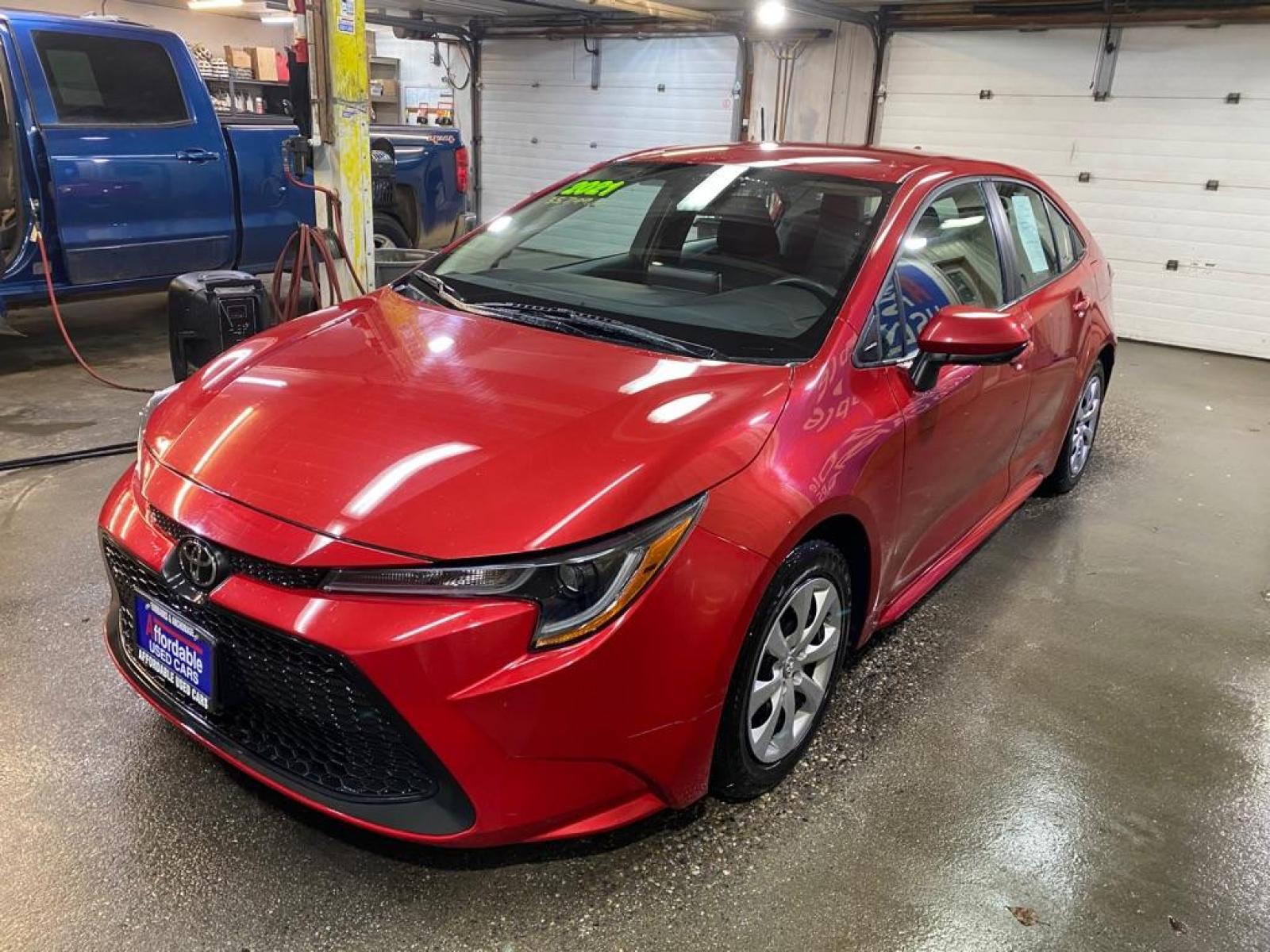 2021 RED TOYOTA COROLLA LE (5YFEPMAE5MP) with an 1.8L engine, Continuously Variable transmission, located at 2525 S. Cushman, Fairbanks, AK, 99701, (907) 452-5707, 64.824799, -147.711899 - Photo #2