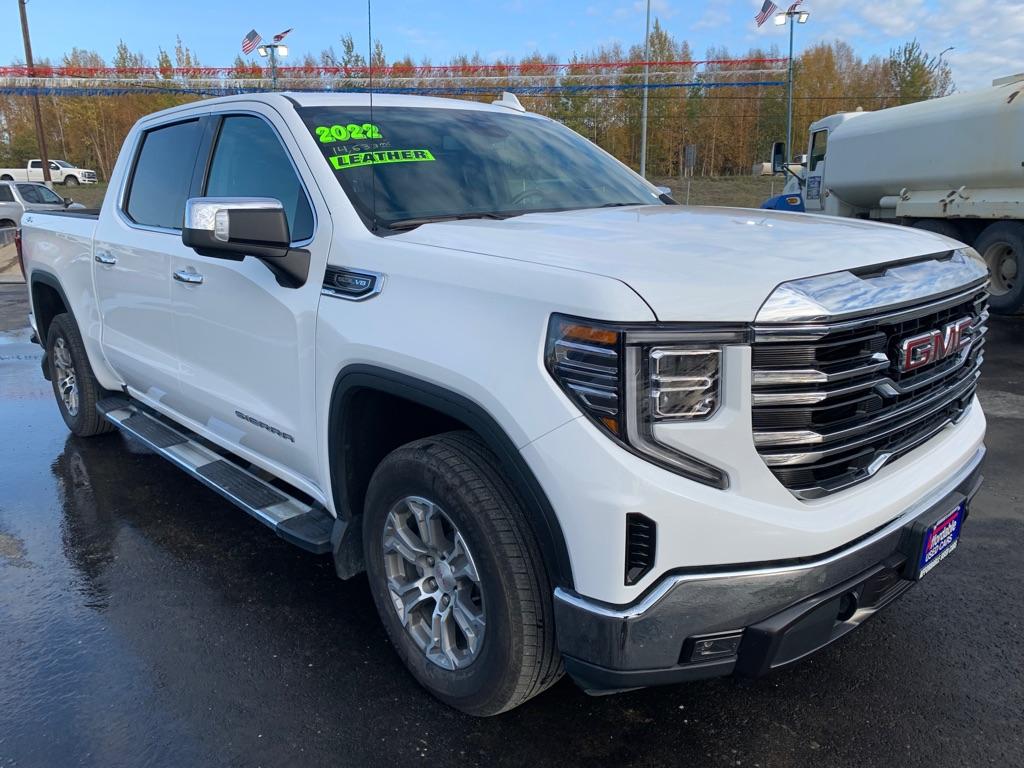 photo of 2022 GMC SIERRA 4DR