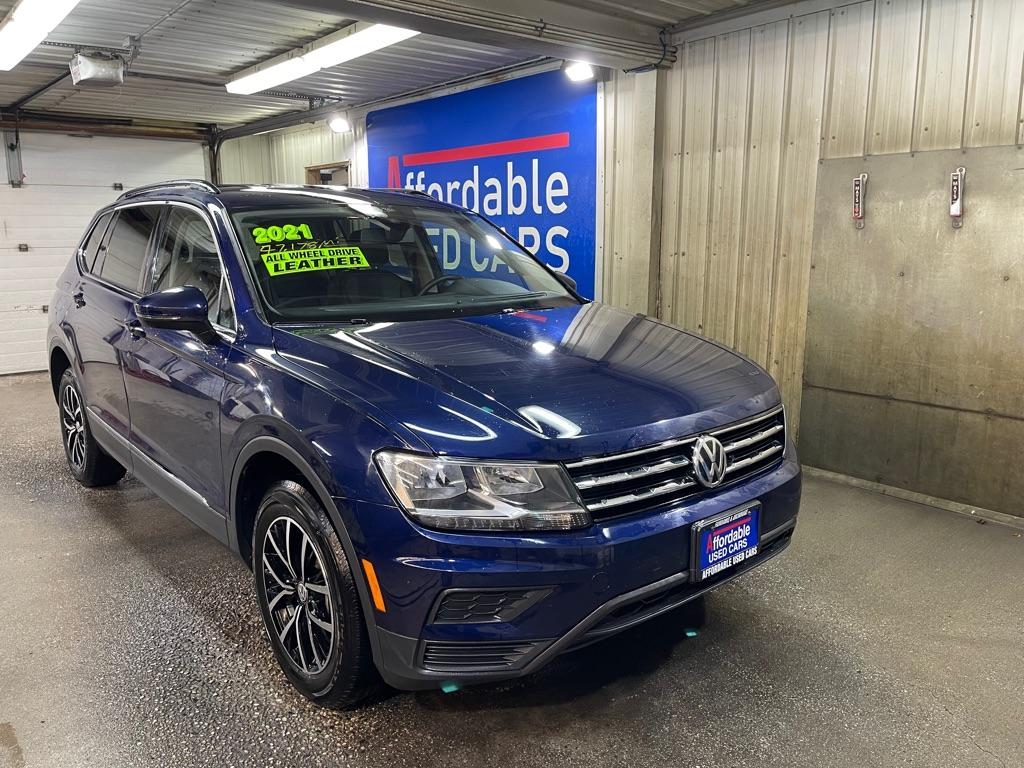 photo of 2021 VOLKSWAGEN TIGUAN 4DR