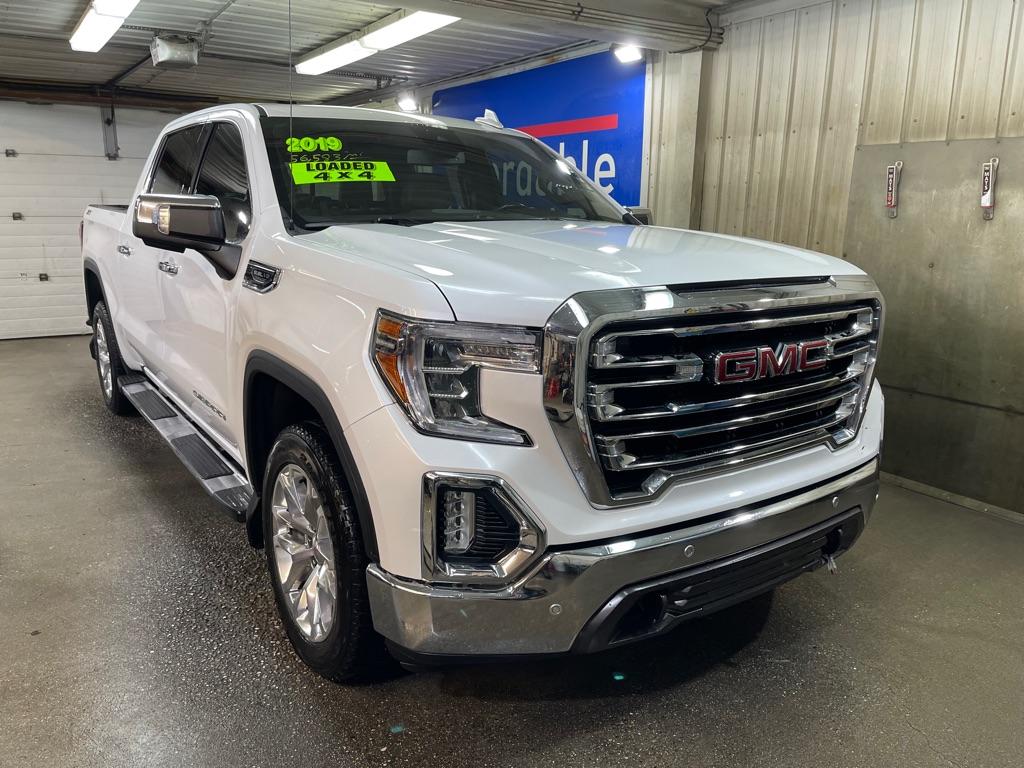 photo of 2019 GMC SIERRA 4DR