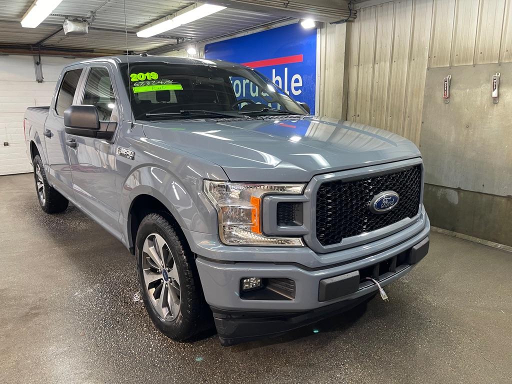photo of 2019 FORD F150 4DR