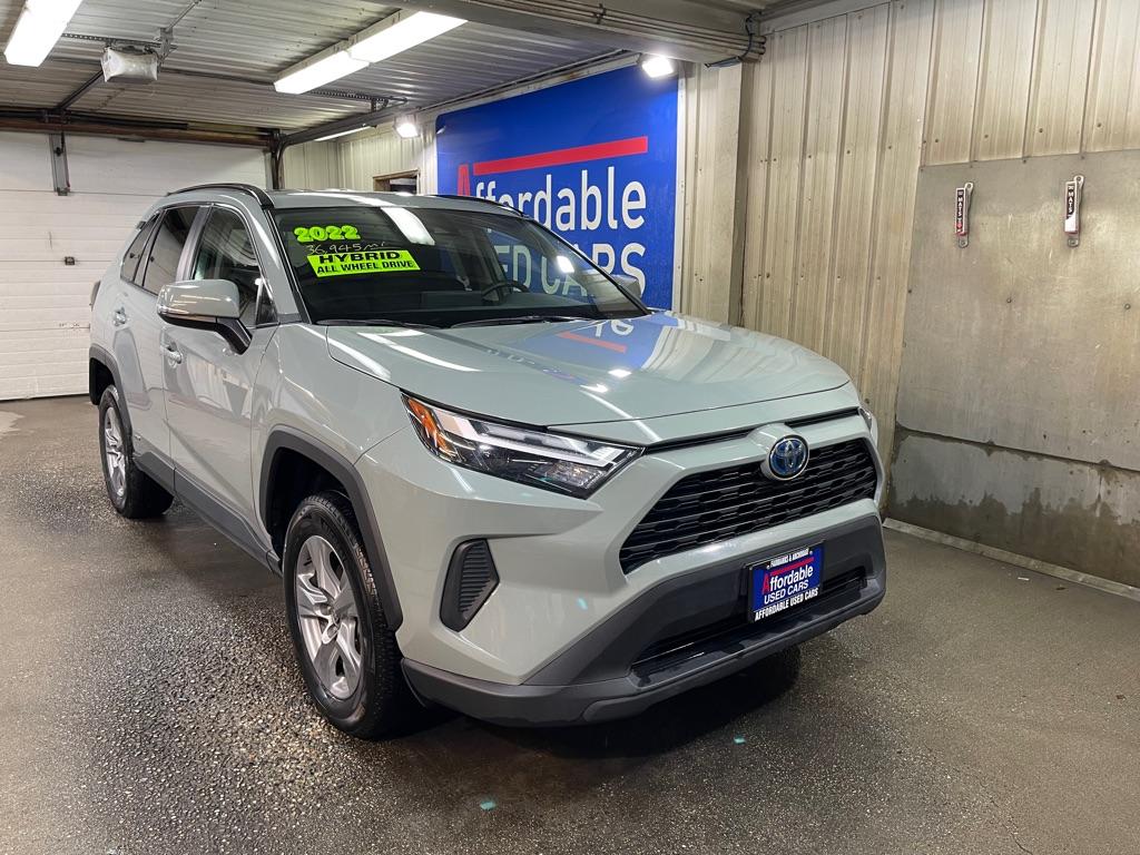 photo of 2022 TOYOTA RAV4 4DR