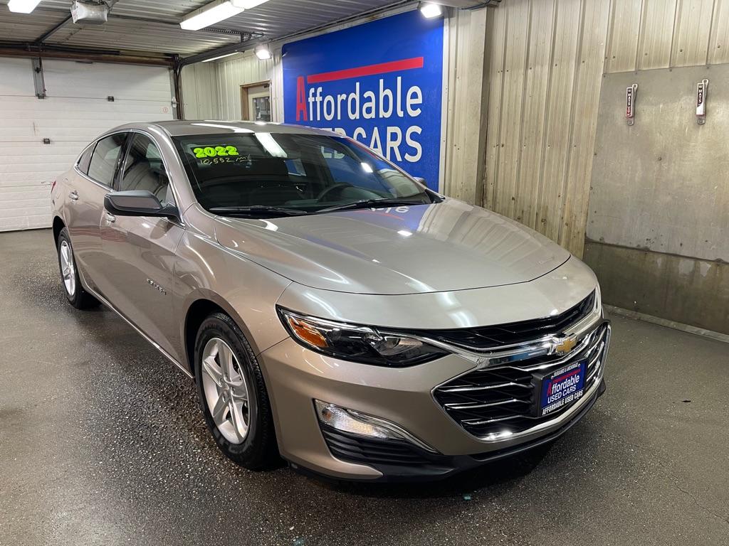 photo of 2022 CHEVROLET MALIBU 4DR