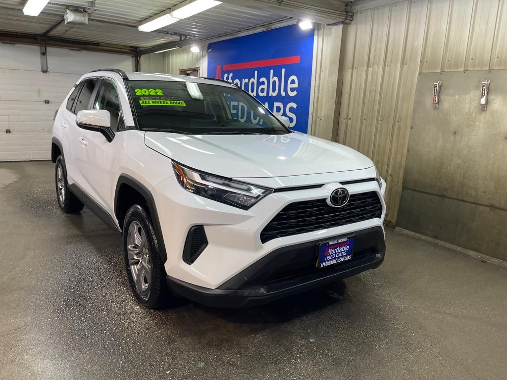 photo of 2022 TOYOTA RAV4 4DR