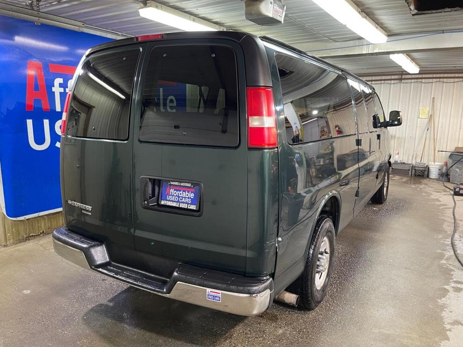 2013 GREEN CHEVROLET EXPRESS G3500 LT (1GAZG1FA3D1) with an 4.8L engine, Automatic transmission, located at 2525 S. Cushman, Fairbanks, AK, 99701, (907) 452-5707, 64.824799, -147.711899 - Photo #2