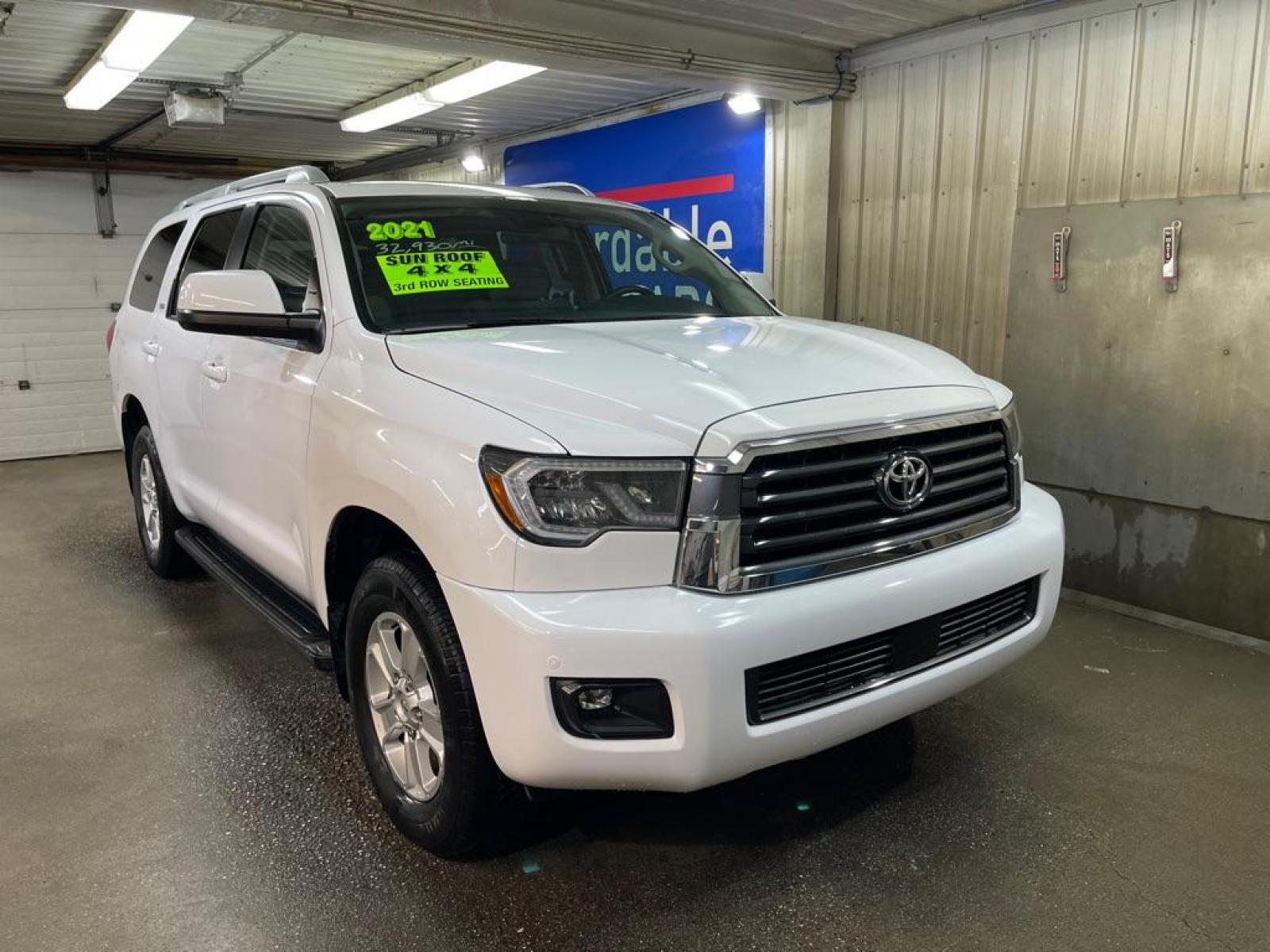 2021 WHITE TOYOTA SEQUOIA SR5 (5TDAY5B13MS) with an 5.7L engine, Automatic transmission, located at 2525 S. Cushman, Fairbanks, AK, 99701, (907) 452-5707, 64.824799, -147.711899 - Photo #0