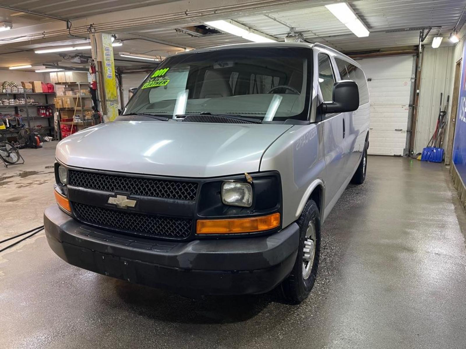 2011 SILVER CHEVROLET EXPRESS G3500 LS (1GAZGZFG3B1) with an 6.0L engine, Automatic transmission, located at 2525 S. Cushman, Fairbanks, AK, 99701, (907) 452-5707, 64.824799, -147.711899 - Photo #1