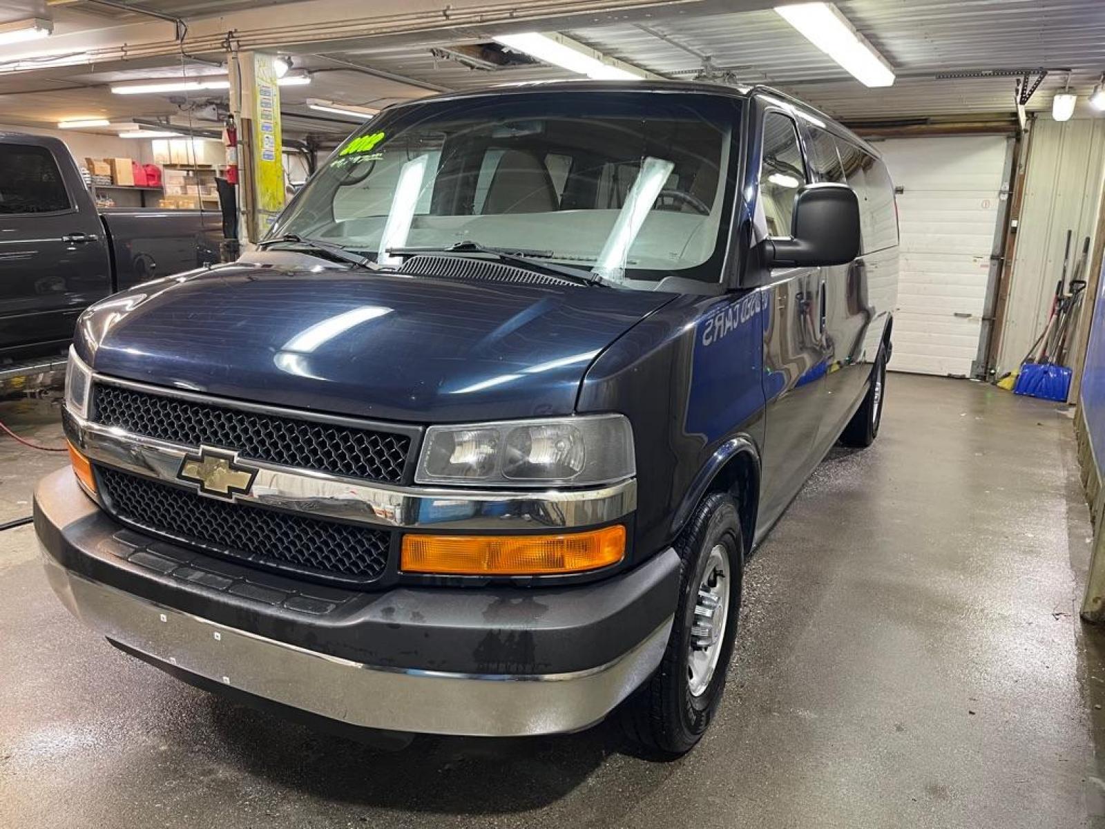 2012 BLUE CHEVROLET EXPRESS G3500 LT (1GAZG1FA1C1) with an 4.8L engine, Automatic transmission, located at 2525 S. Cushman, Fairbanks, AK, 99701, (907) 452-5707, 64.824799, -147.711899 - Photo #1