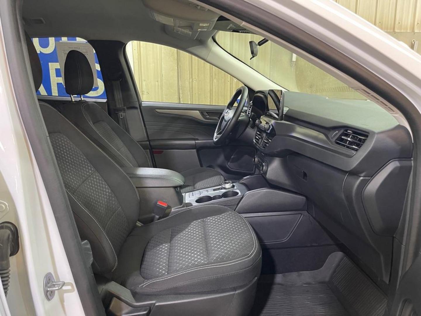 Image of 2023 FORD ESCAPE ACTIVE