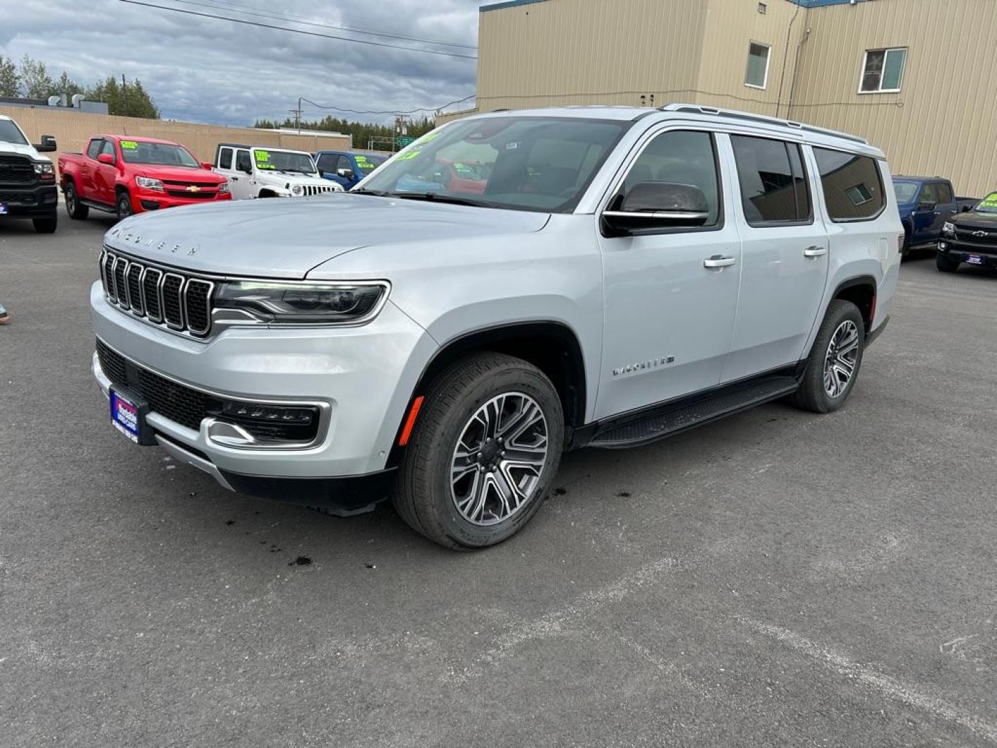 2024 Jeep Wagoneer L Series II's photo