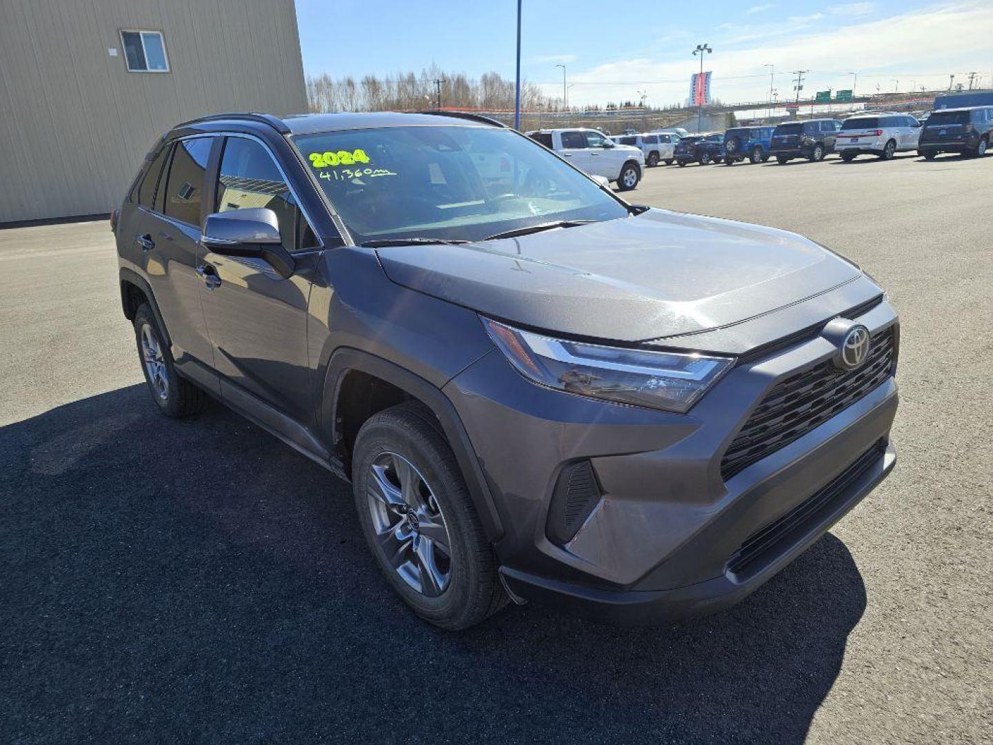 2024 Toyota RAV4 XLE AWD's photo